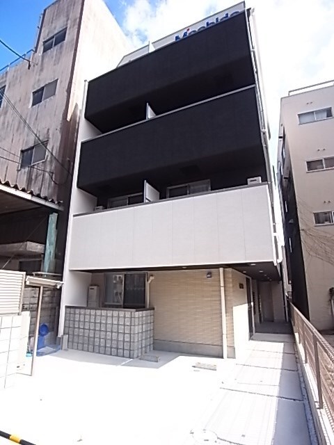 物件外観写真1　(建物外観を気になさる方へ、見た目の良い物件です)