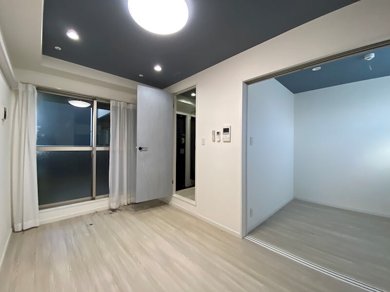 物件内観写真18　(リビングです)