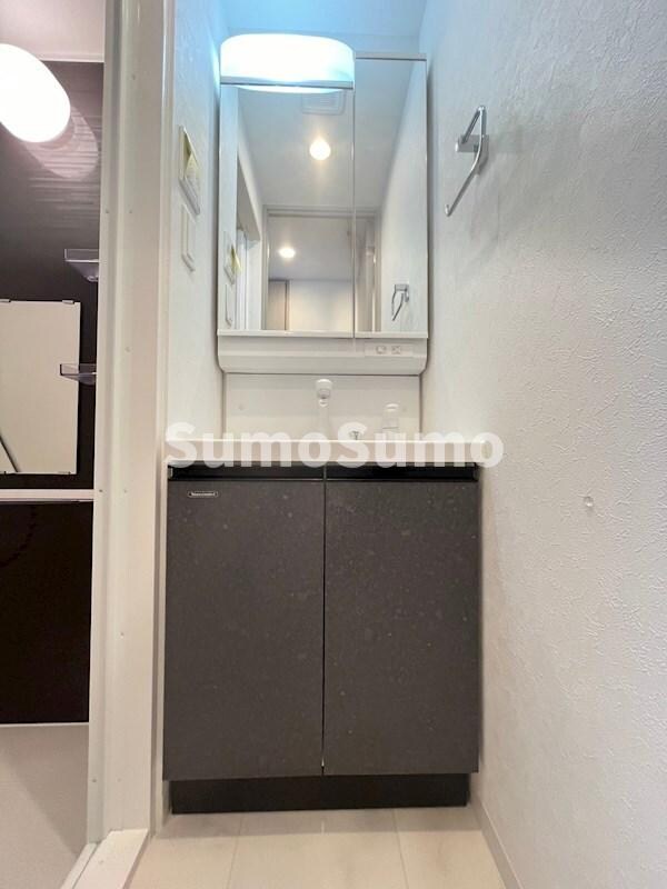 物件内観写真11　(使いやすい洗面所です)