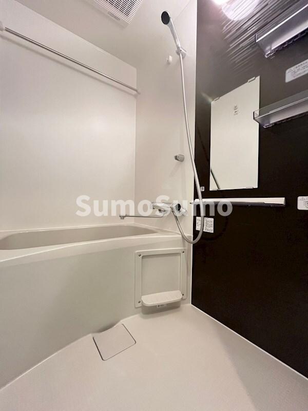 物件内観写真18　(コンパクトで使いやすいお風呂です)