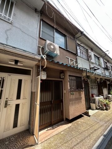 物件外観写真1　(外観もきれいです)