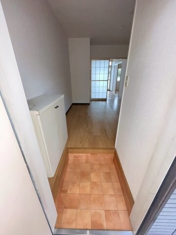 物件内観写真4　(玄関です)