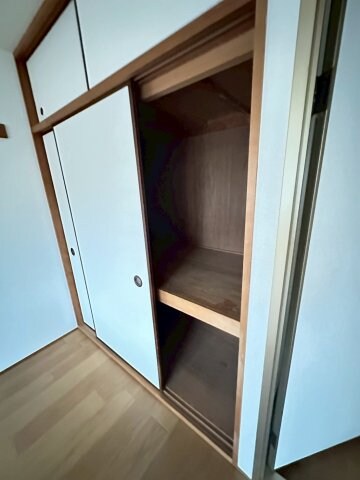 物件内観写真7　(専用の収納スペースです)