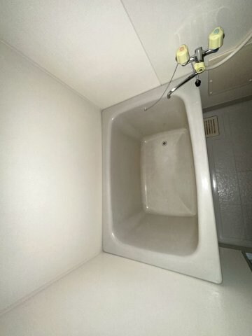 物件内観写真16　(きれいなお風呂です)