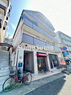 ロイヤルアーク外観写真