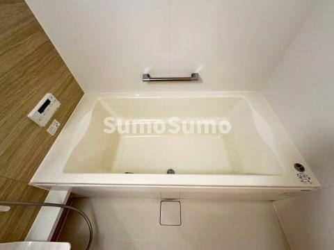 物件内観写真15　(コンパクトで使いやすいお風呂です)