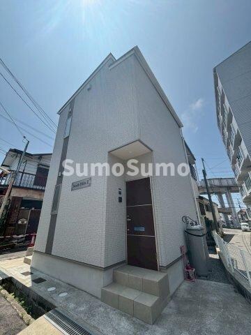 物件外観写真2　(建物の内部です)