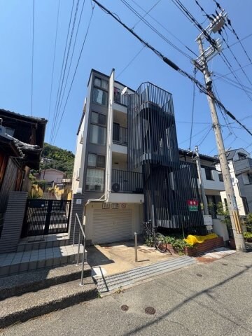 物件外観写真1　(外観も気になるポイント)