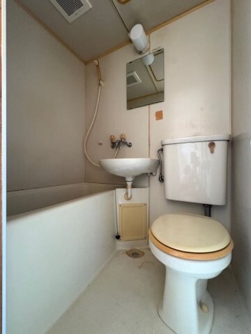 物件内観写真7　(きれいなお風呂です)