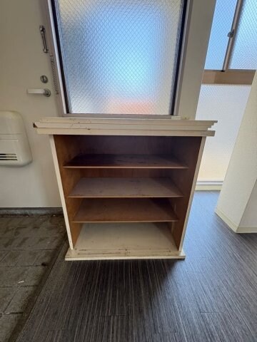 物件内観写真11　(便利な収納スペースです)