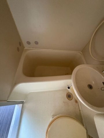 物件内観写真16　(コンパクトで使いやすいお風呂です)