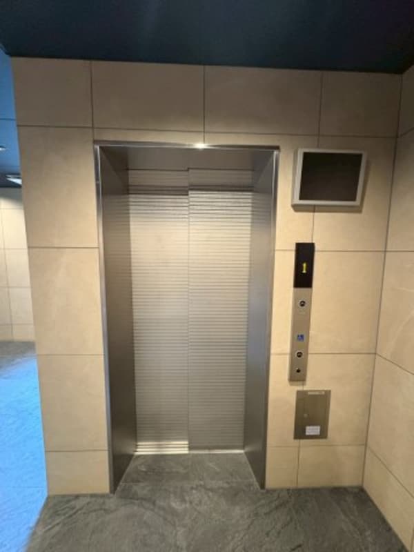 エントランス(エントランスです)