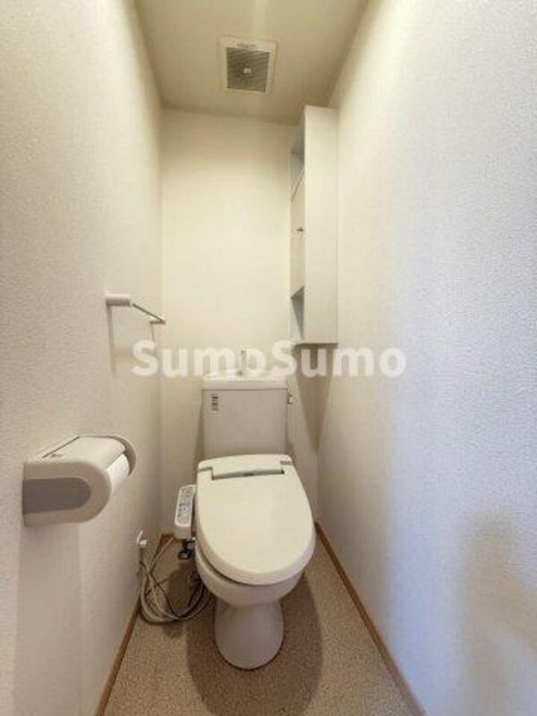 トイレ(ゆったりとした空間のトイレです)