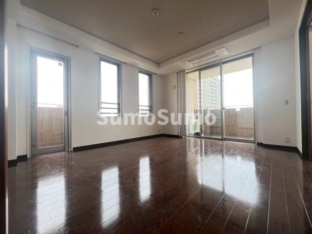 物件内観写真3　(居間です)