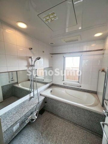 物件内観写真6　(コンパクトで使いやすいお風呂です)