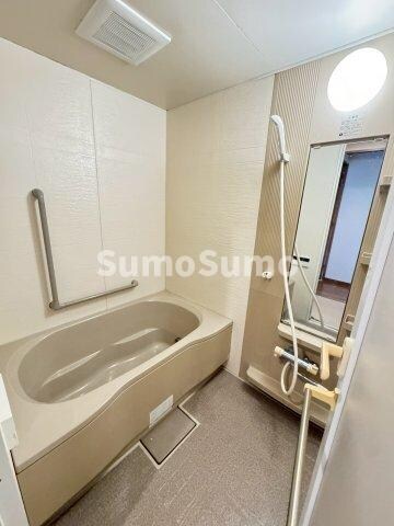 物件内観写真9　(きれいなお風呂です)