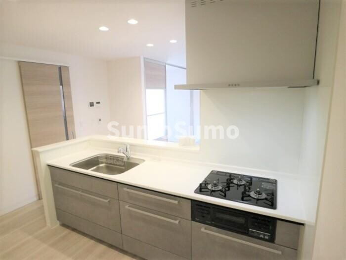 物件内観写真5　(きれいなキッチンです)