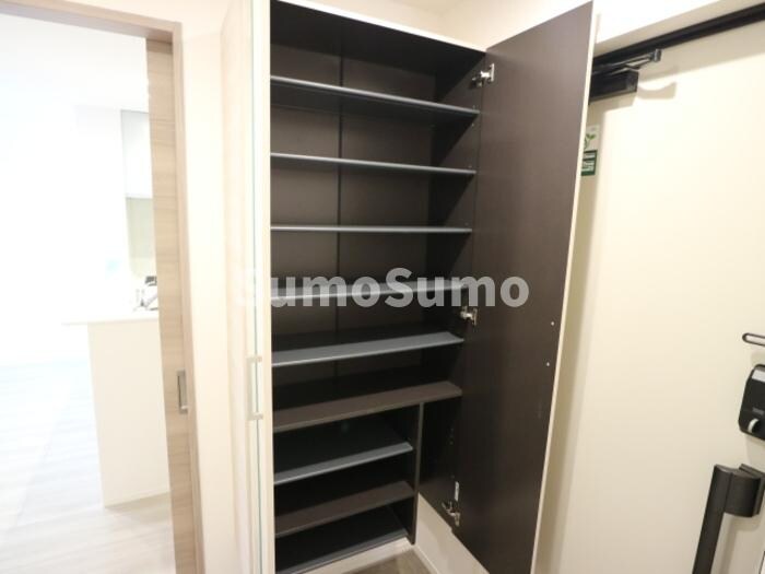 物件内観写真15　(こまごまとしたものを収納できそうですね)