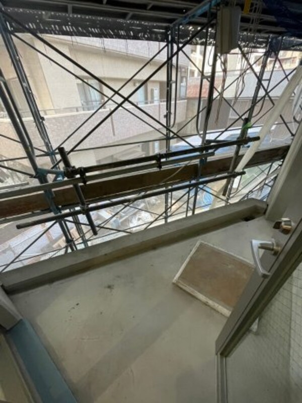 バルコニー(コンパクトで使いやすいトイレです)