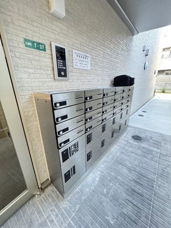 建物設備(便利な宅配ボックス完備♪)