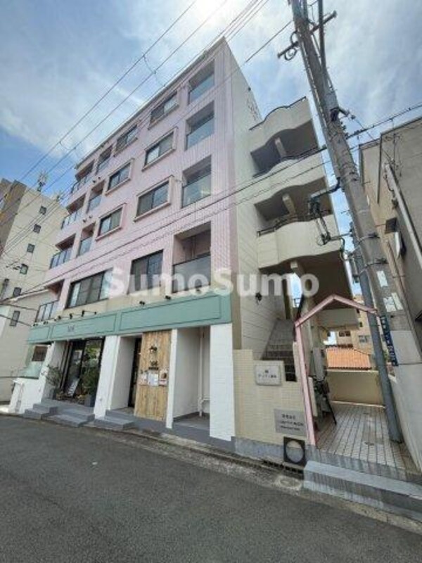 外観(落ち着いた雰囲気の外観です)