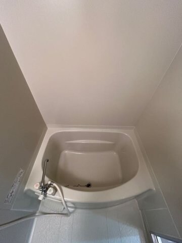 物件内観写真16　(ゆったり過ごせるお風呂です)