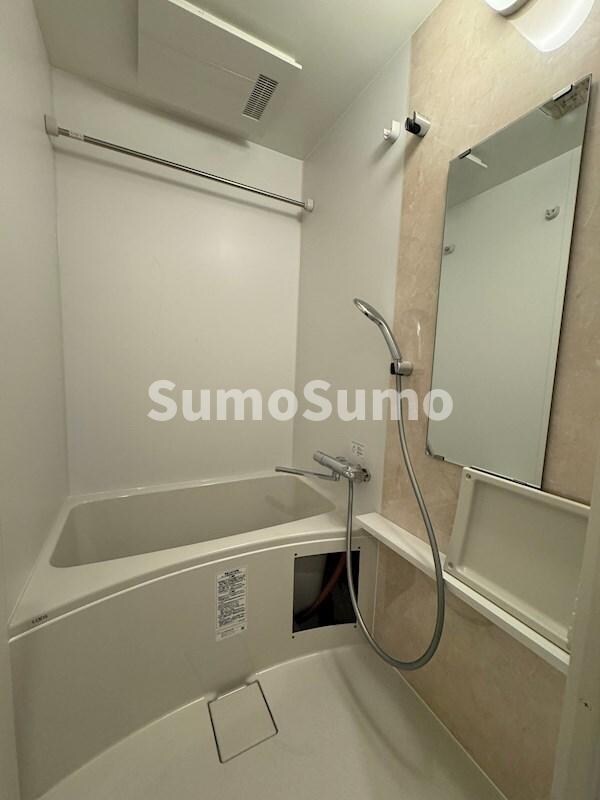 物件内観写真12　(落ち着いた空間のお風呂です)