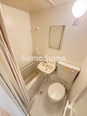 物件内観写真7　(日々の疲れを癒すお風呂付です)