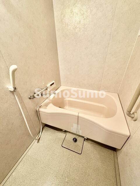 物件内観写真5　(ゆったり過ごせるお風呂です)