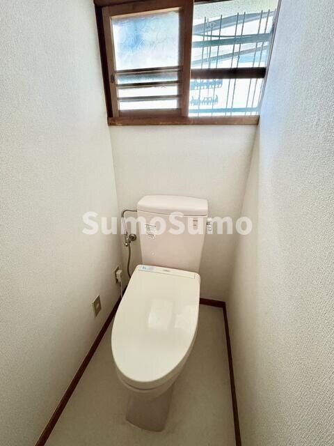 物件内観写真6　(トイレも気になるポイント)