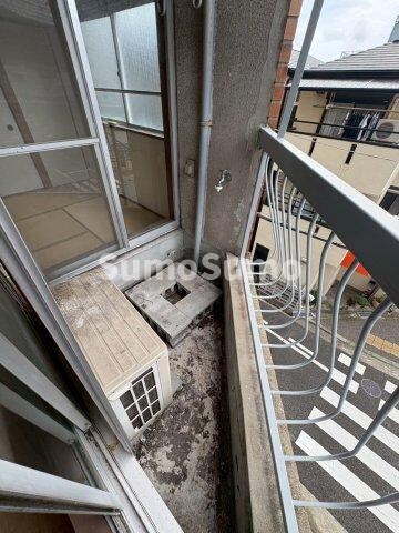 物件内観写真8　(広々としたバルコニーです)