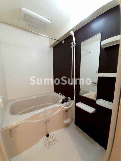 物件内観写真7　(コンパクトで使いやすいお風呂です)