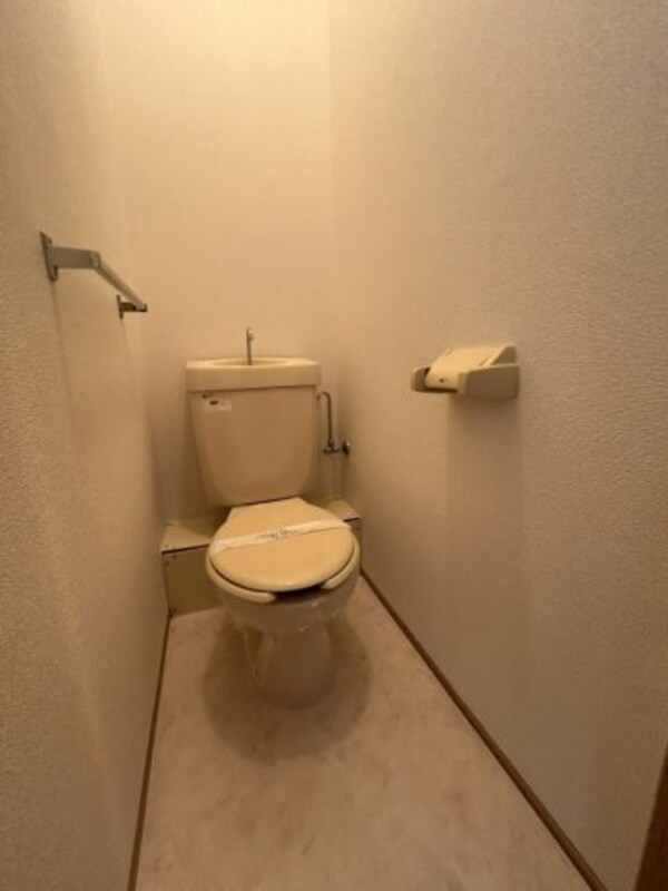 トイレ(清潔感のあるトイレです)