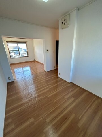 物件内観写真13　(使いやすいリビングです)