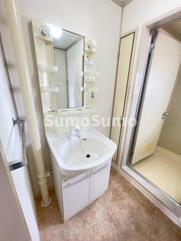 物件内観写真12　(使いやすい洗面所です)