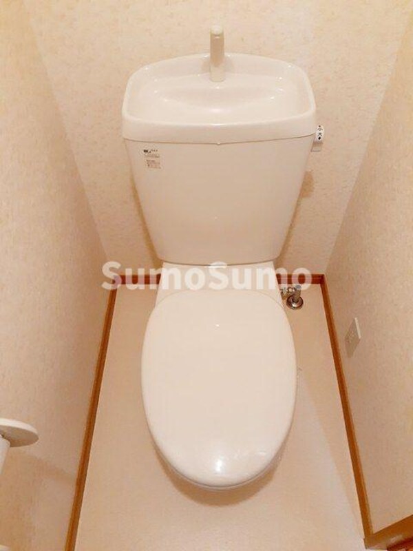 トイレ(清潔感のあるトイレです)
