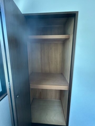 物件内観写真17　(小物を収納するのに便利です)