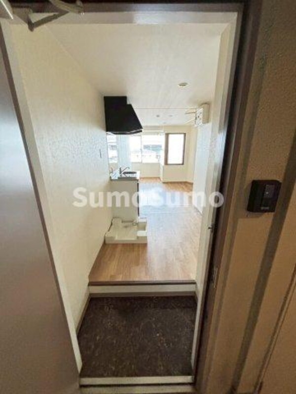 玄関(シンプルで使いやすい玄関です)