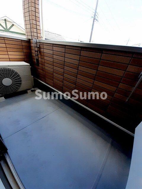 物件内観写真12　(外からの目が気にならないバルコニーで洗濯物が干せます)