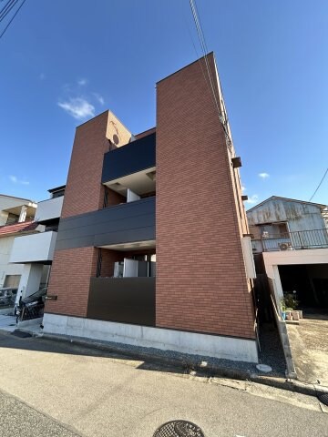 物件外観写真1　(外観も気になるポイント)