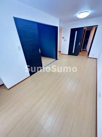 物件内観写真5　(居間です)