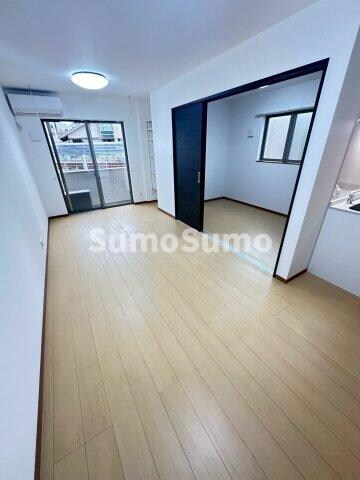 物件内観写真23　(居間です)