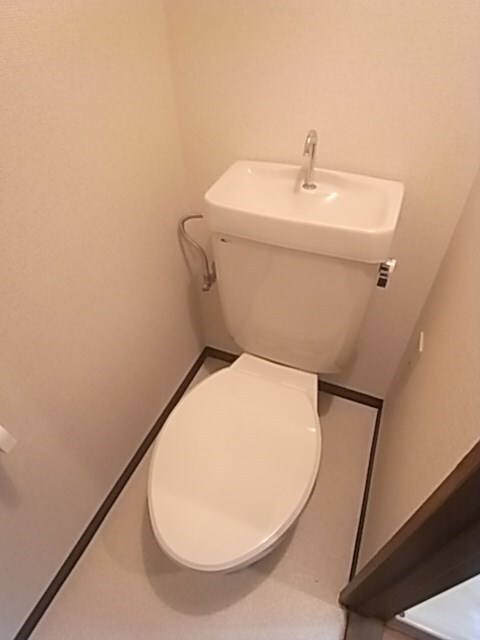 物件内観写真11　(トイレもきれいです)