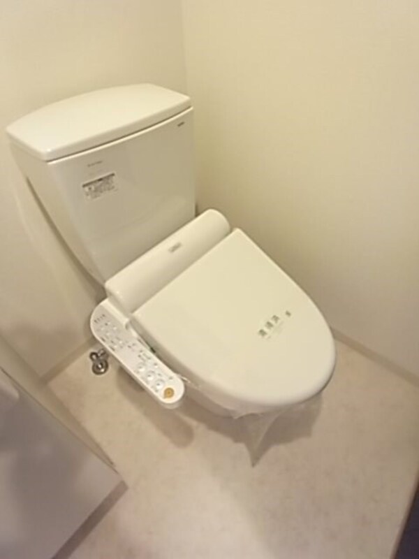 トイレ(ゆったりとした空間のトイレです)