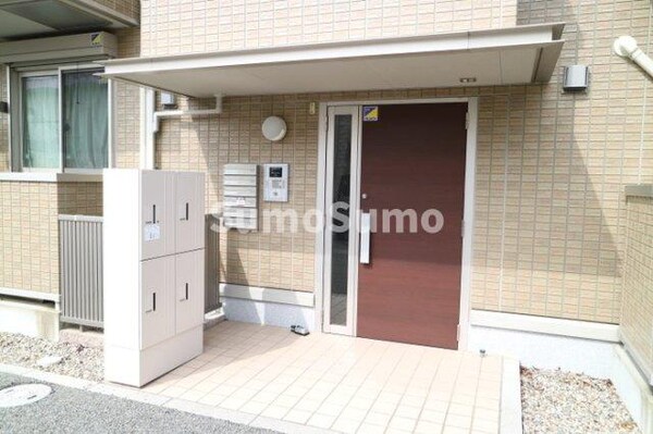 エントランス(毎日通るエントランスはこのようになっています)