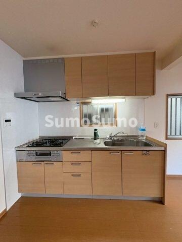 物件内観写真6　(キッチンでお料理をお楽しみください)