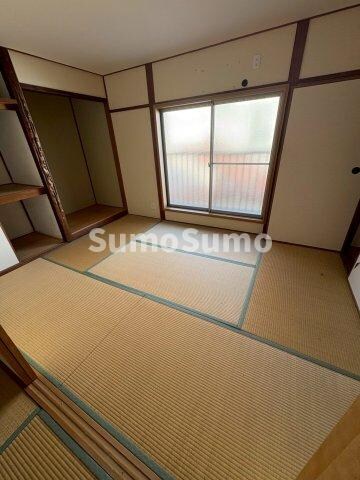 物件内観写真18　(来客時にも便利な和室付き)