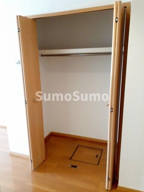 物件内観写真10　(収納のためのスペースです)