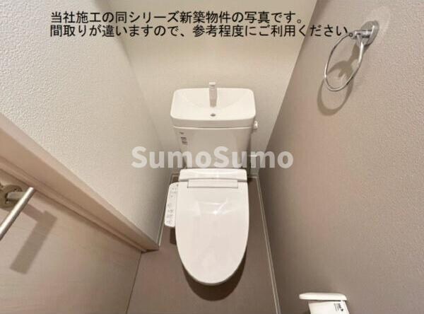 トイレ(コンパクトで使いやすいトイレです)