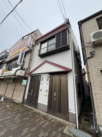 物件外観写真1　(外観もきれいです)